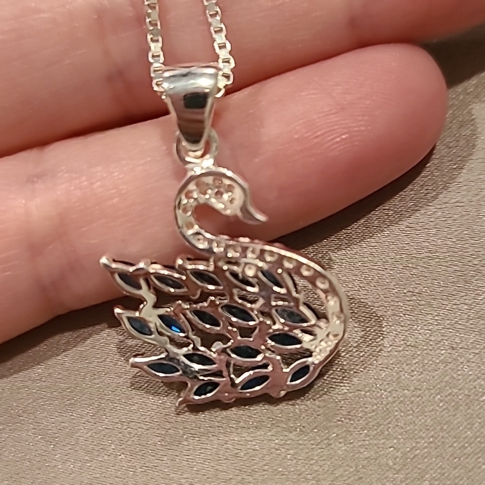 Blue swan cubic zirconia sterling silver necklace - Picture 3 of 5